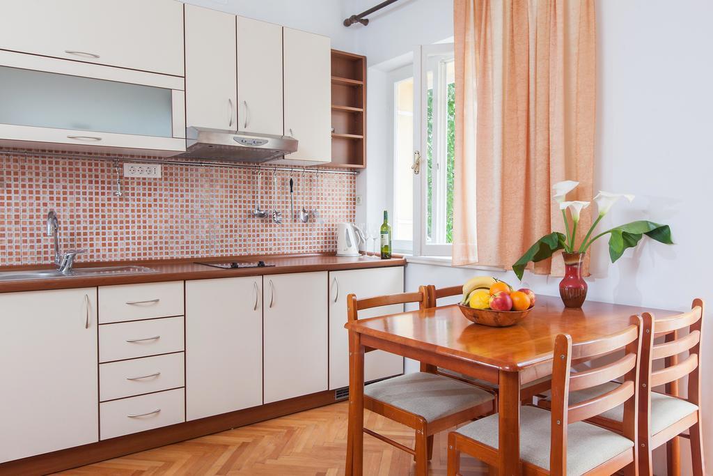 Apartments Potts Point Makarska Habitación foto